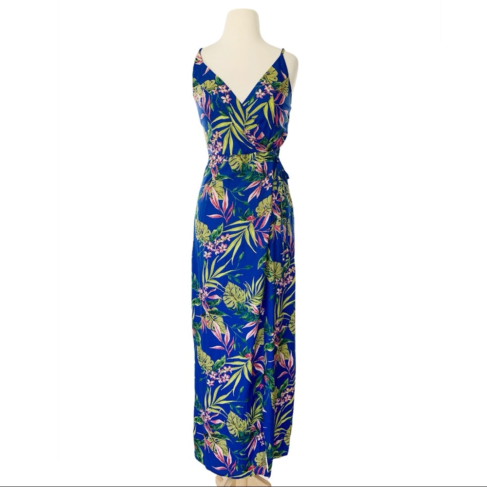 H&M blue tropical floral wrap maxi size 4